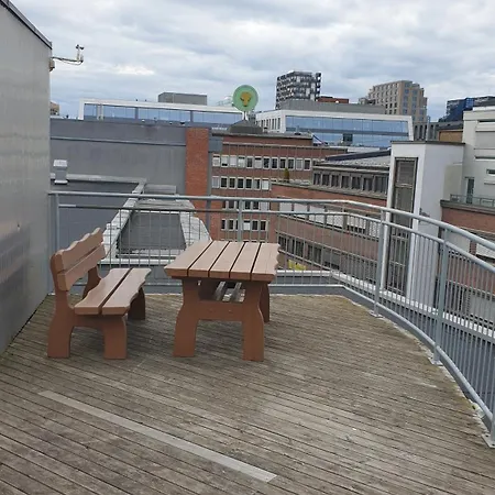 Solace Apartment, Downtown *